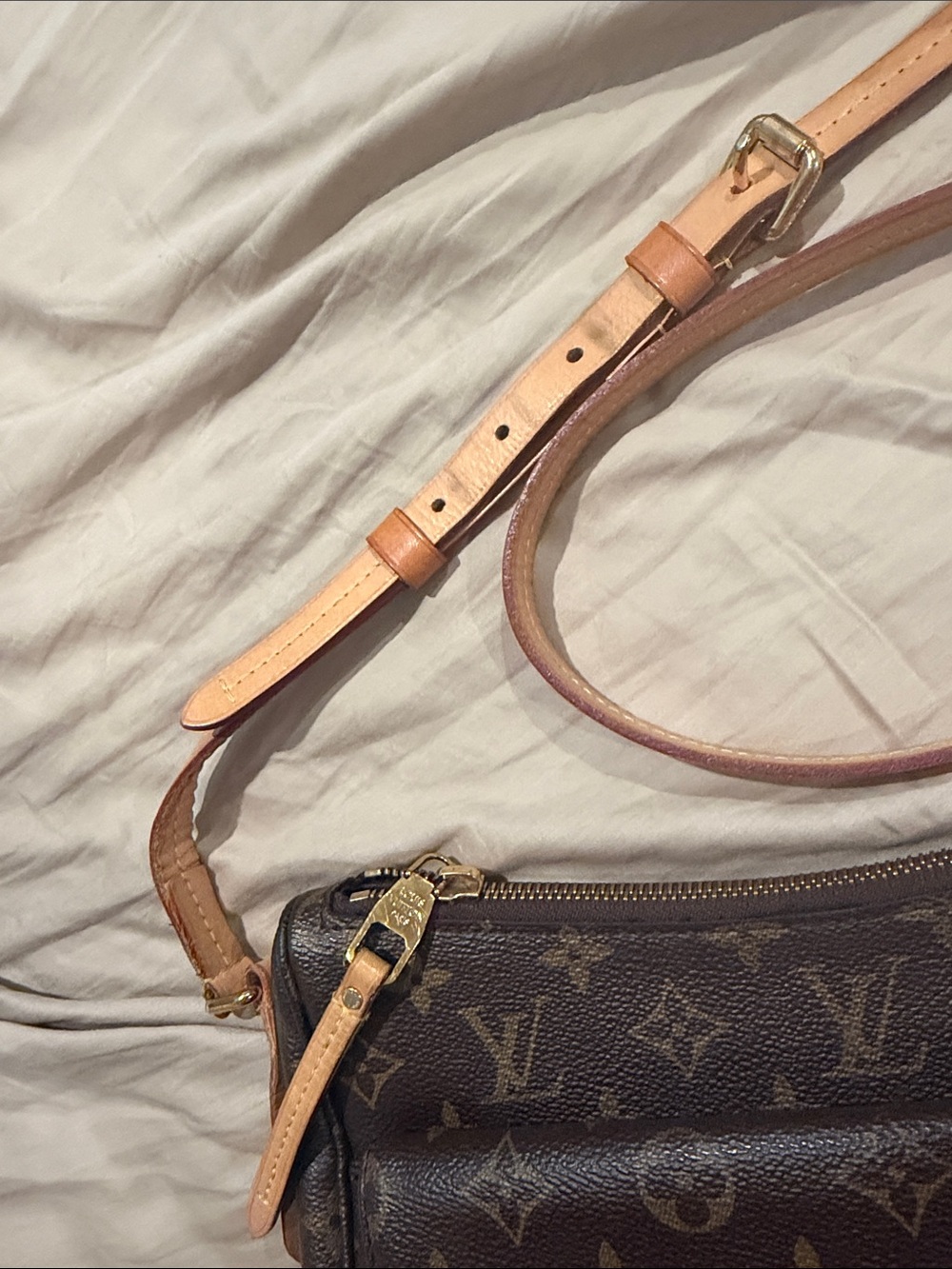 🤎Louis Vuitton crossbody bag LV Monogram bum bag zip messenger bag travel bag - Picture 11 of 17